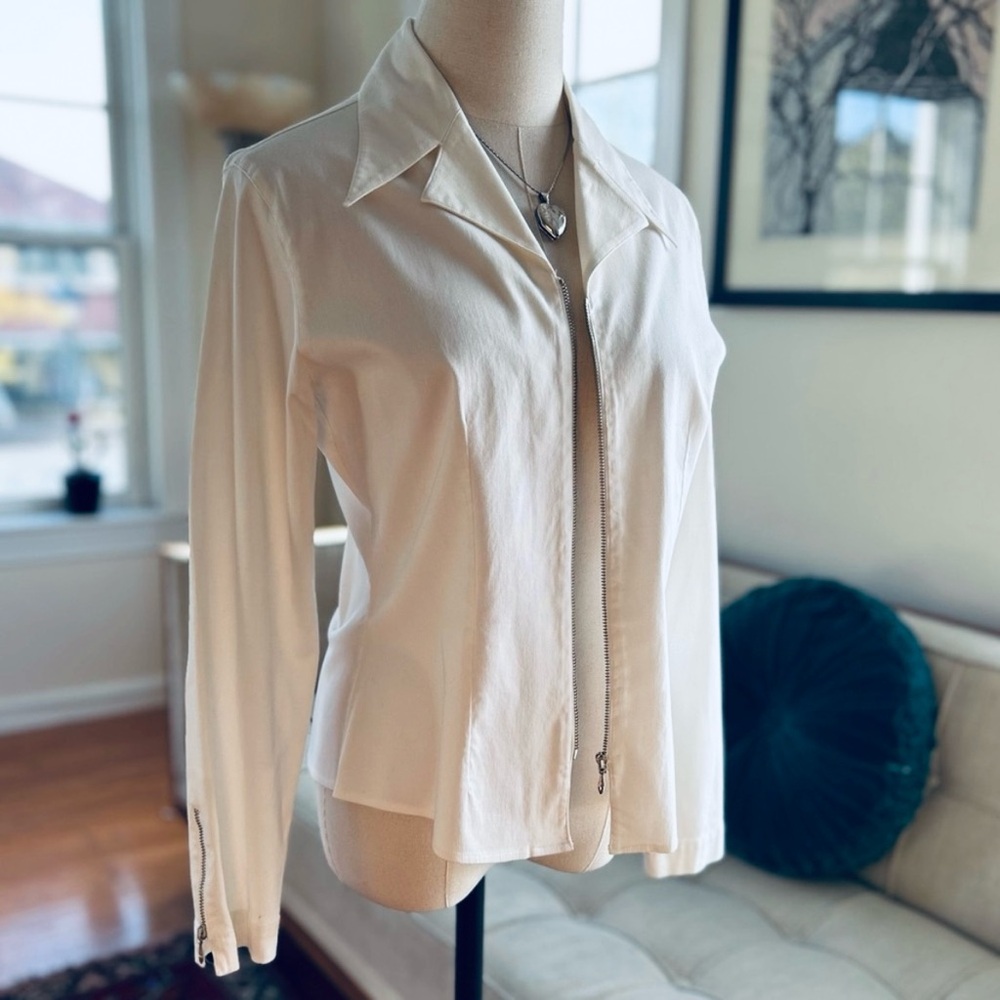 Anne Fontaine White Cotton Shirt, Full Zipper Front Closure & Zippered Cuffs.